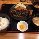 Izakayapoppoya - 味噌カツ定食（ランチ）700円