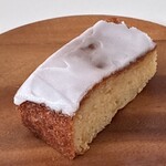 信州よこや農園アップルパイ工房 - りんご入りレモンケーキ(\300)