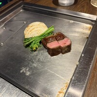 鉄板和食とワイン 萬鉄 - 