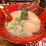ラー麺ずんどう屋 - 料理写真:元味らーめん(並 ちぢれ麺) 860円