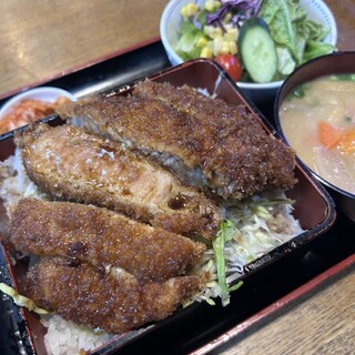 昭和軒 - 料理写真: