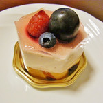 イデミスギノ - 