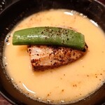 鮨 実紀 - 白味噌仕立てのおわん