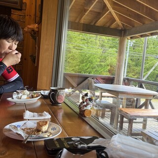 MANIWA FARM チーズケーキ工房_0