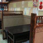 Izakaya Kaizokusen - テーブル席
