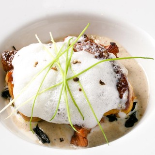 euro dining claret_2