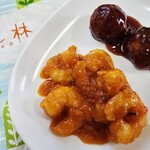 桂林 - 料理写真:エビチリ・肉団子。