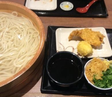 桶うどん(家族うどん)を一人食い 丸亀製麺各店(埼玉県 桶川市他)』by