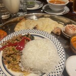 ASIAN RESTAURANT BASIL 丸之內Palace大樓店 - 