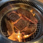 炭火焼肉 キョロちゃん - 