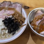 背脂煮干中華そば 和市 - 