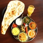 インドレストラン フルバリ - 