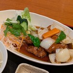 賓館 - サラダが嬉しい♪