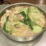 博多名物 もつ鍋 笑楽 - 