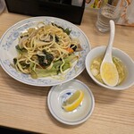 ぎょうざの満洲 - 料理写真: