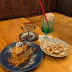 Botanical Garden SARU CAFE - 