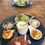 スパニッシュバル＆カフェ ニュートラル - 