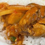 ヤミツキカリー - ゴロゴロ具だくさんのチキンカリーをライスへ‼️