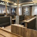 牛角食べ放題専門店 - 店内