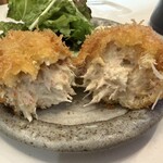 丸ノ内 おお島 - 名物　カニの身だけのコロッケ