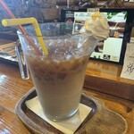 珈琲屋OB - ドリンク写真:あいすおーれ