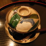 東條 - 胡麻豆腐と鯛の真子　おろしのりあんかけ