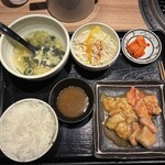 精肉卸問屋直営焼肉店 牛次郎 - 