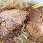 ラーメン二郎 - 豚