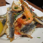 ピッツェリア ナポレターナ ラ・タヴォロッツァ - ﾌﾘｯﾀﾃﾞｨﾊﾞﾗﾃｨ（魚と海老、イカのﾌﾘｯﾀ）(2015年3月）