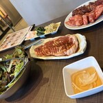 焼肉遊山 - 