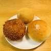 満 - 左　味付けたまご　238円
奥　揚げぱん（きなこ）　194円
右　塩バターあんパン　248円
