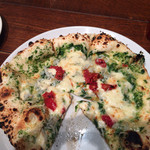 PIZZERIA E BAR BOSSO - しらすと海苔のピザ 2015/3/19 Dランチ