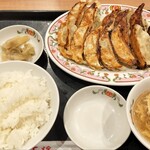餃子の王将 - 餃子定食（1,100円）