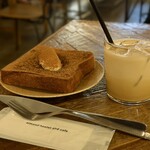アーモンド ホステル アンド カフェ - 