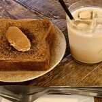 アーモンド ホステル アンド カフェ - 