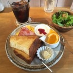 カフェ ド ガモヨン - モーニングセット：６００円