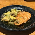 Seafood bar Ermitage - ③ガーリックアボカドシュリンプ 1254円