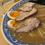 中華そば 青葉 - 料理写真:特製中華そば大盛り（UP）
