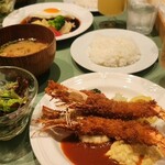洋食クアトロ - 