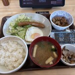 すき家 - 料理写真:牛小鉢ソーセージエッグ朝食540円。
