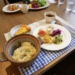 アットホーム - 料理写真: