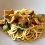 サザエと菜の花のパスタ