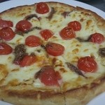 TANGO - アンチョビとプチトマトのピザ　￥１１５０