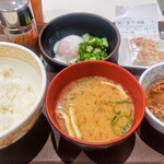 すき家 - 料理写真:牛まぜのっけ朝食