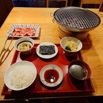 大津苑 - 料理写真:黒毛和牛カルビ定食
