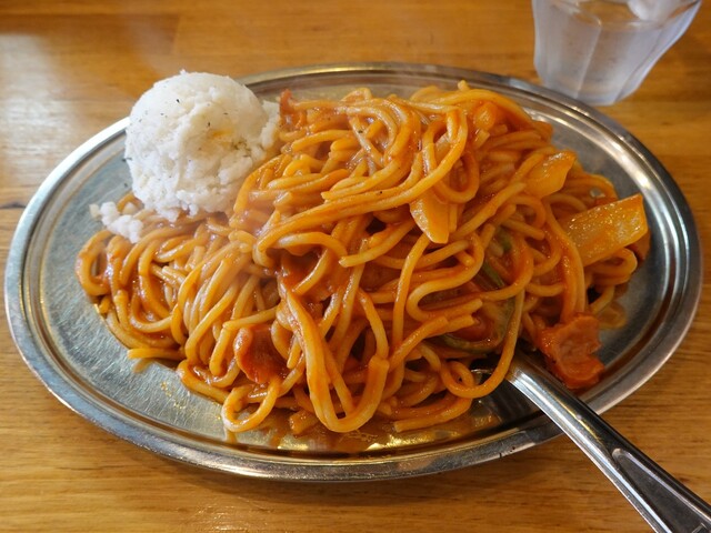 横浜ナポリタン PUNCH 本牧ふ頭店 （パンチ） - 元町・中華街/洋食