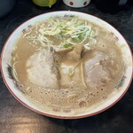 恵比須 - ラーメン 980円