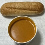 スープストックトーキョー - 料理写真:スープのセット(オマール海老のビスク・桐生酵母の全粒粉ロール)