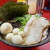 横濱家系ラーメン 野中家 - 特製ラーメン 並 1050円、味玉 100円、うずら 150円、キクラゲ 150円
2026年5月19日