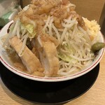 ラーメン豚山 - 料理写真: